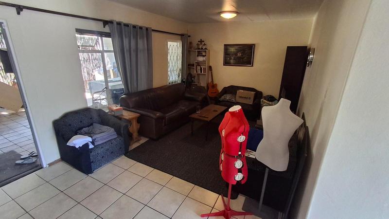 To Let 3 Bedroom Property for Rent in Groenvallei Western Cape